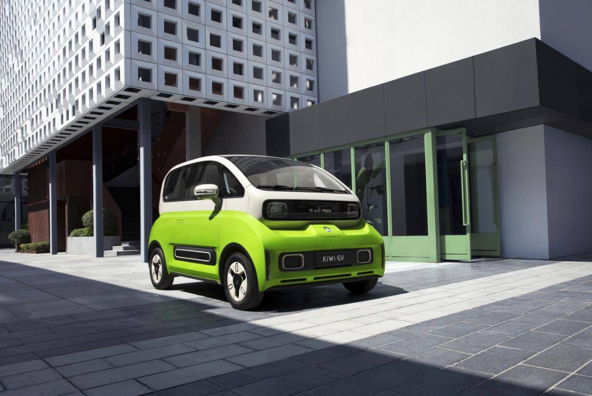 大廠新能源車對比 歐拉好貓VS寶駿KiWi EV，續航充足誰更值得選？